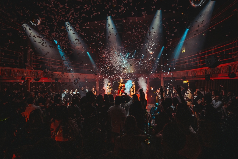 Review: BESOS, BEATS AND BEAUTIES, Lio London Image