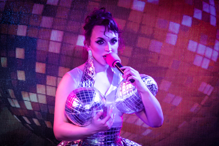 Photos: First look at Naomi & Gretta present DAYLIGHT SAVE THE WORLD Image