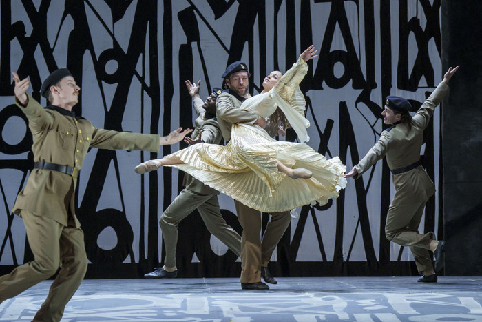 Photos: First Look At AIDA At Lyric Opera of Chicago Image
