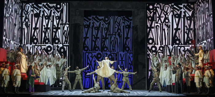 Photos: First Look At AIDA At Lyric Opera of Chicago Image