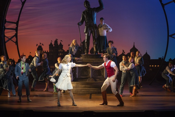 Review: WICKED at Regent Theatre Image