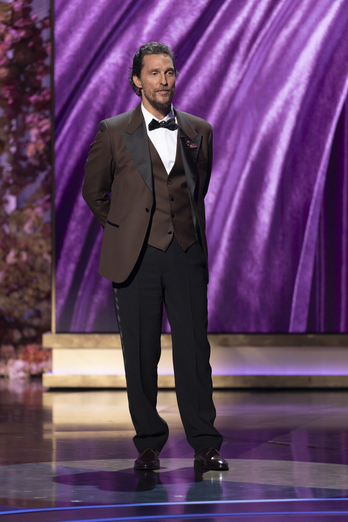 Photos: Inside the Oscars With Emma Stone, Michelle Yeoh & More Image