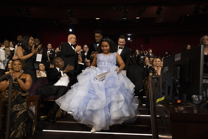 Photos: Inside the Oscars With Emma Stone, Michelle Yeoh & More Image