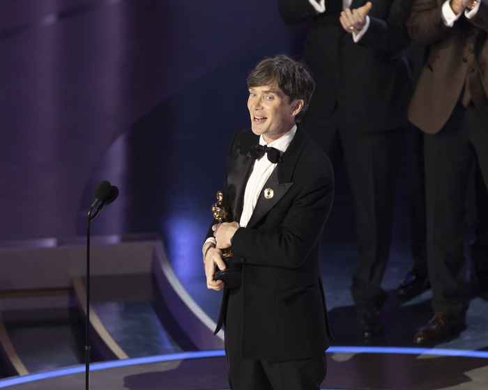 Photos: Inside the Oscars With Emma Stone, Michelle Yeoh & More Image
