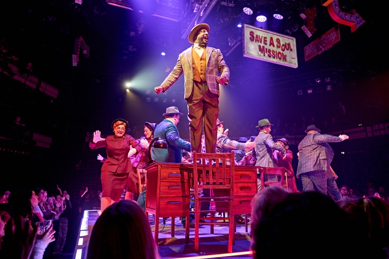 Review: GUYS & DOLLS, Bridge Theatre Image