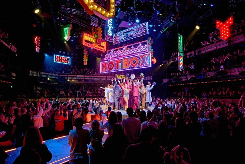 Review: GUYS & DOLLS, Bridge Theatre Image
