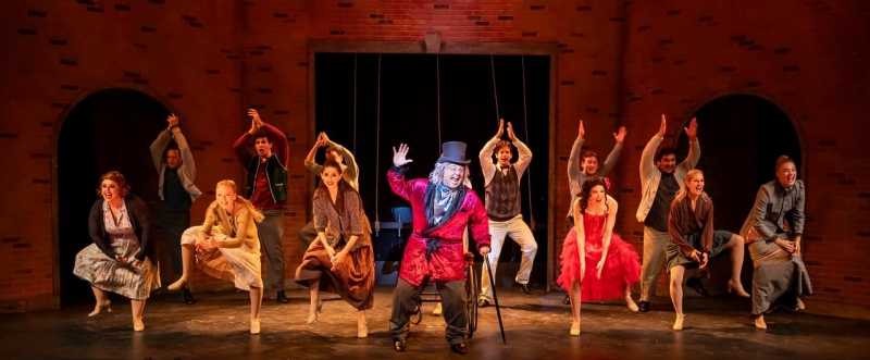 Review: Neil Simon's LITTLE ME at TheatreZone Image
