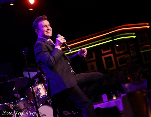 Photos: Jeff Harnar Celebrates Cole Porter at Birdland Image