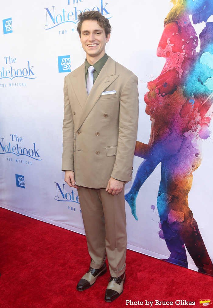 Photos: THE NOTEBOOK Cast & Creative Team Walk the Red Carpet on Opening Night Image