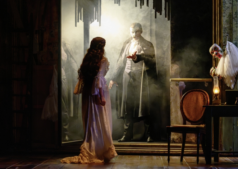 Review: THE PHANTOM OF THE OPERA at Raimund Theater Image