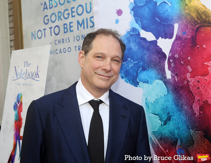 Photos: On the Red Carpet at Opening Night of THE NOTEBOOK Image