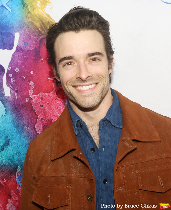 Photos: On the Red Carpet at Opening Night of THE NOTEBOOK Image