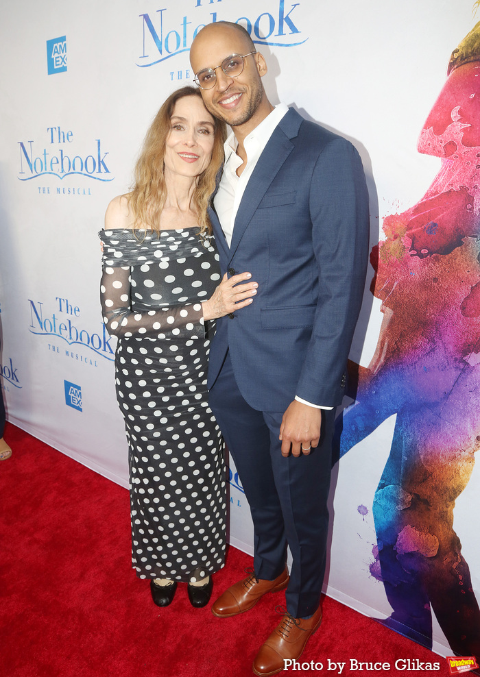 Photos: On the Red Carpet at Opening Night of THE NOTEBOOK Image