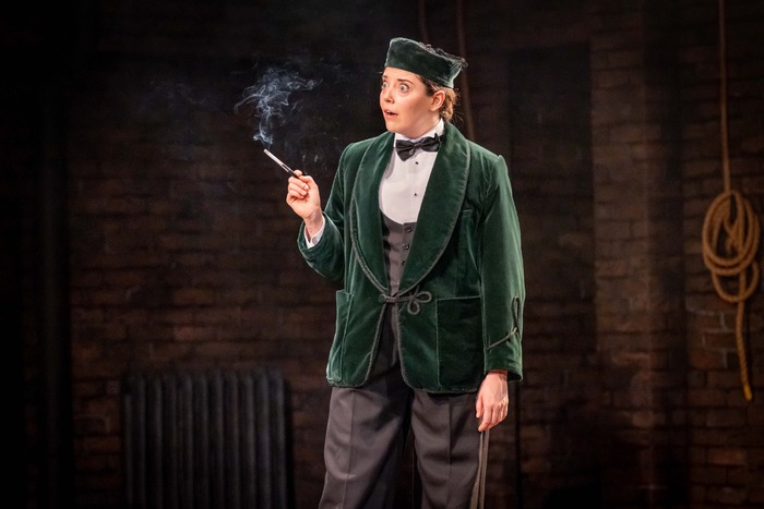 Photos: First Look at the UK Tour of THE 39 STEPS 