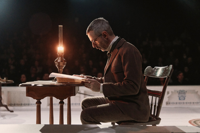 Photos: Get a First Look at AN ENEMY OF THE PEOPLE on Broadway Image