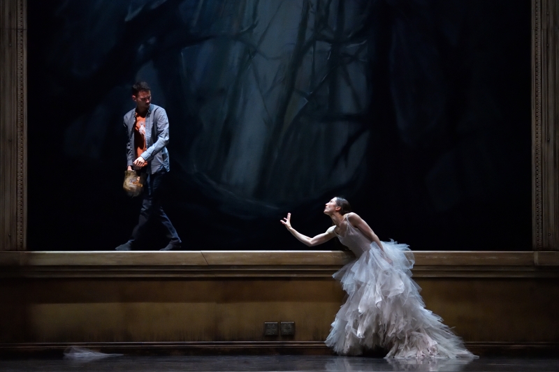 Review: ASSEMBLY HALL, Sadler's Wells Image