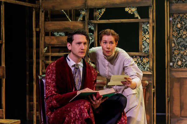 Photos: First Look At SHERLOCK HOLMES: THE VALLEY OF FEAR At Southwark Playhouse 