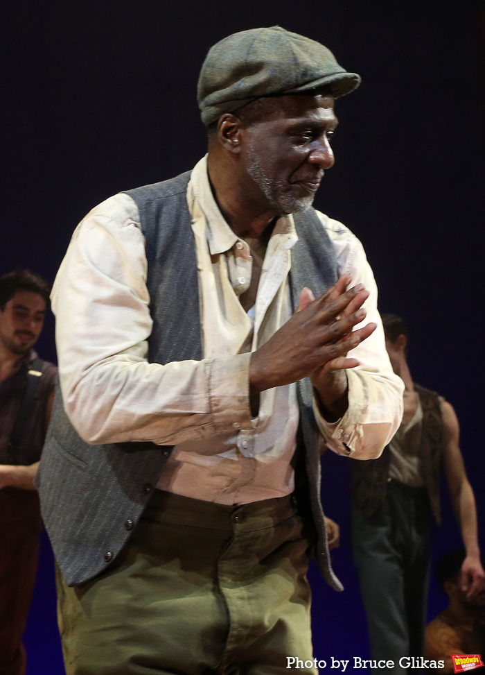 Photos: WATER FOR ELEPHANTS Cast Takes Opening Night Bows Image