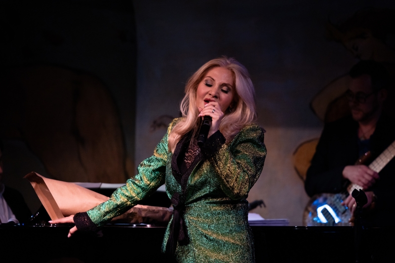 Review: Orfeh Shines the Brightest at Café Carlyle with 'MY OTHER GREAT LOVES' Image