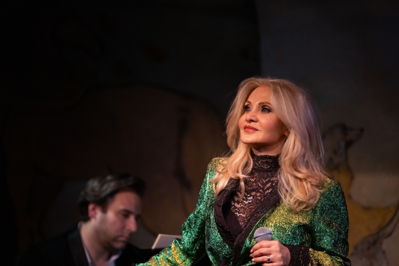 Review: Orfeh Shines the Brightest at Café Carlyle with 'MY OTHER GREAT LOVES' Image