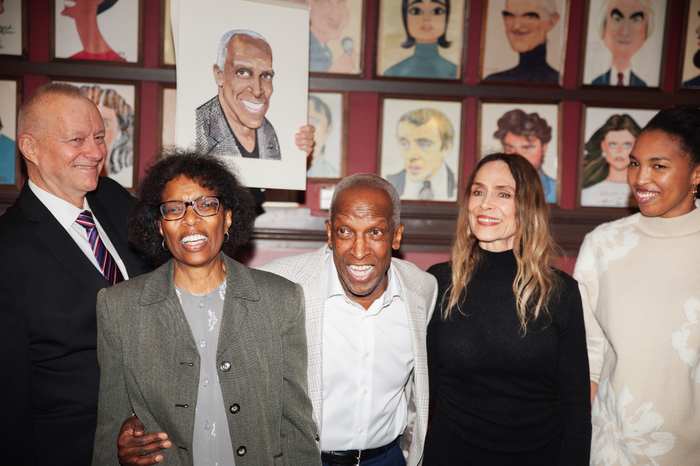 Photos: THE NOTEBOOK's Dorian Harewood Receives Portrait at Sardi's Image