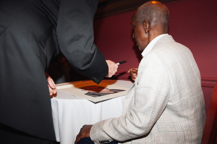 Photos: THE NOTEBOOK's Dorian Harewood Receives Portrait at Sardi's Image