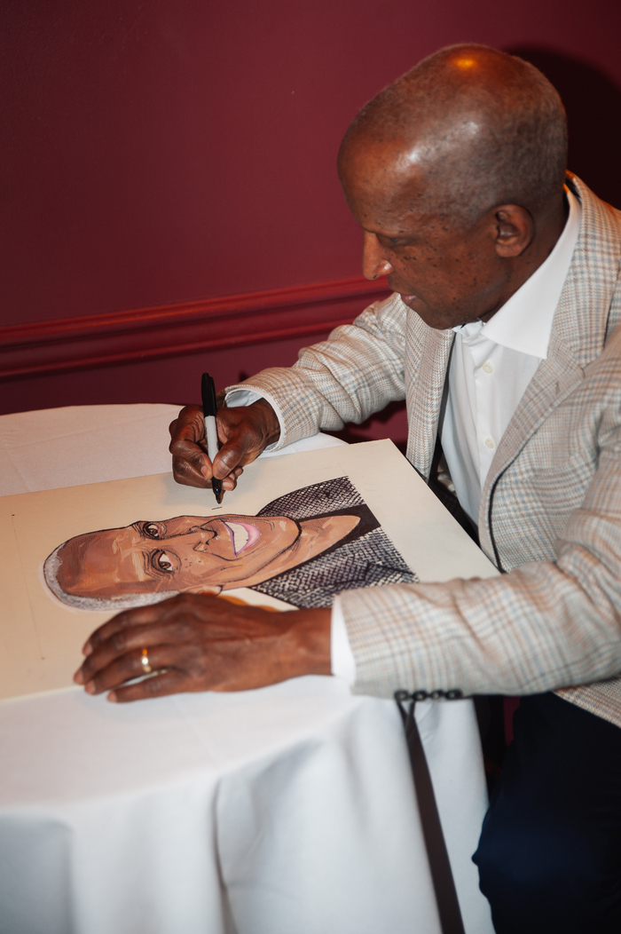 Photos: THE NOTEBOOK's Dorian Harewood Receives Portrait at Sardi's Image