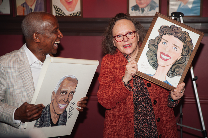 Photos: THE NOTEBOOK's Dorian Harewood Receives Portrait at Sardi's Image