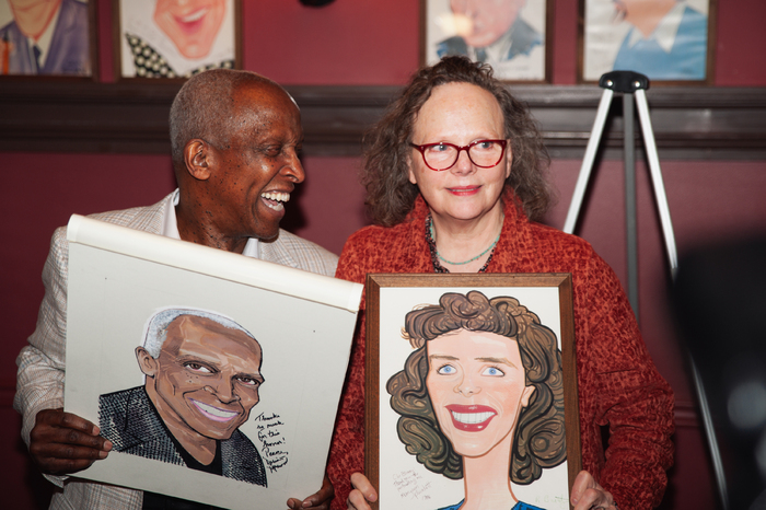 Photos: THE NOTEBOOK's Dorian Harewood Receives Portrait at Sardi's Image