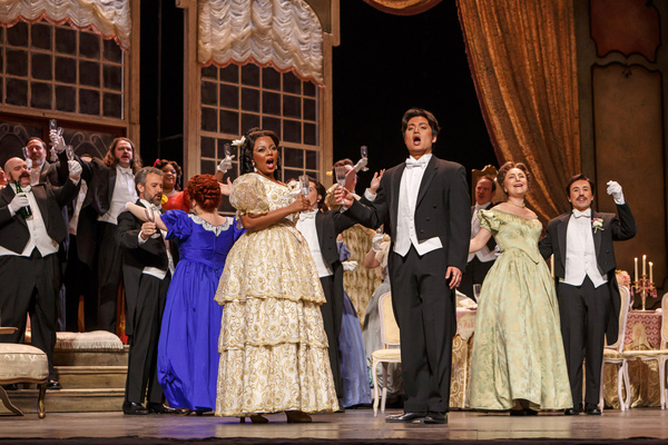 Photos: First Look at Pittsburgh Opera's Production Of LA TRAVIATA Image