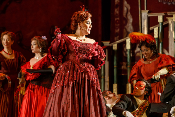 Photos: First Look at Pittsburgh Opera's Production Of LA TRAVIATA Image