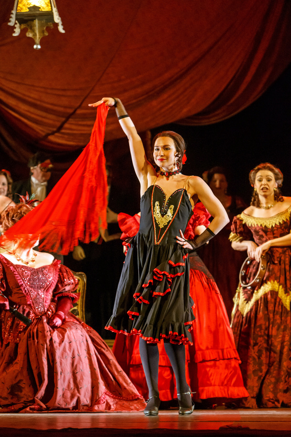 Photos: First Look at Pittsburgh Opera's Production Of LA TRAVIATA Image