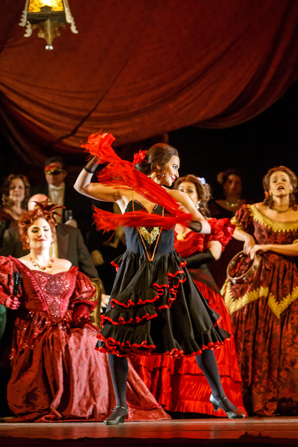 Photos: First Look at Pittsburgh Opera's Production Of LA TRAVIATA Image