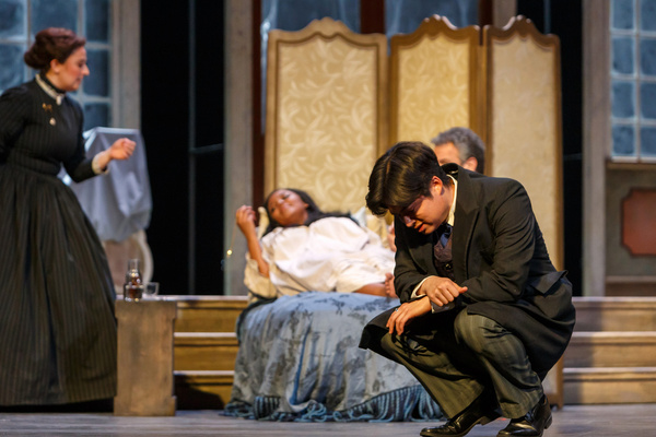 Photos: First Look at Pittsburgh Opera's Production Of LA TRAVIATA Image
