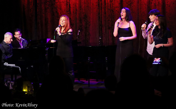 Photos: Go Inside Victoria Shaw's UNDER THE COVERS at Birdland Image