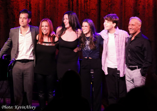 Photos: Go Inside Victoria Shaw's UNDER THE COVERS at Birdland Image