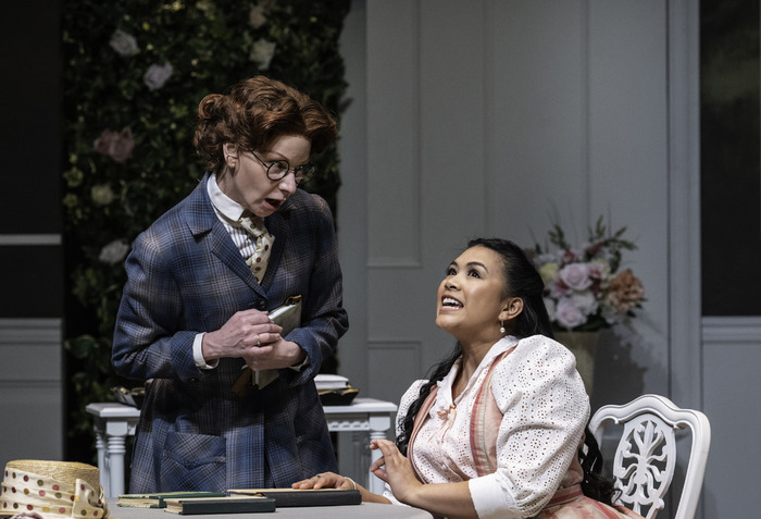 Photos: First Look at THE IMPORTANCE OF BEING EARNEST at Pittsburgh Public Theater Image
