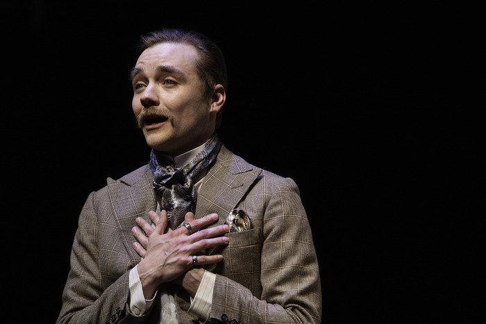 Photos: First Look at THE IMPORTANCE OF BEING EARNEST at Pittsburgh Public Theater Image