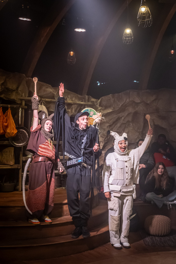 Photos: Get a First Look at BEAR SNORES ON At Regent's Park Open Air Theatre Image