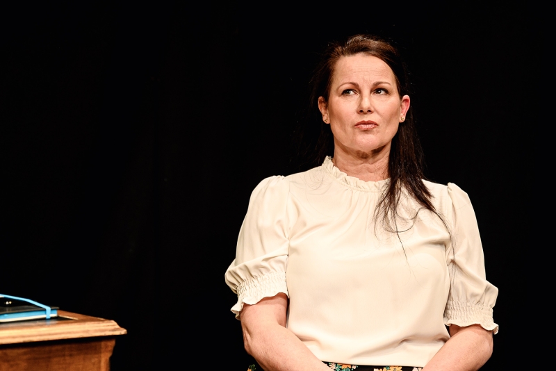 Review: APPRAISAL, Tabard Theatre 