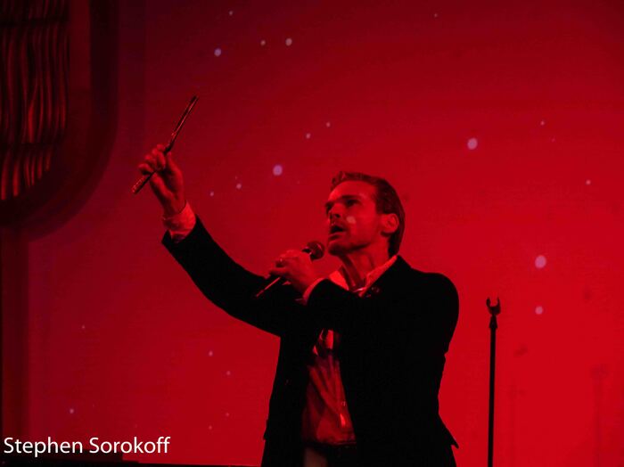 Photos: Hugh Panaro Kicks Off Easter Weekend at The Wick Image