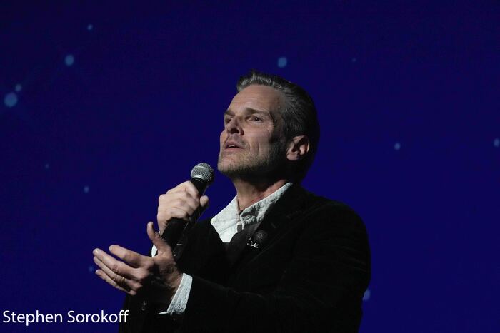 Photos: Hugh Panaro Kicks Off Easter Weekend at The Wick Image