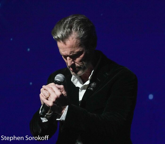 Photos: Hugh Panaro Kicks Off Easter Weekend at The Wick Image
