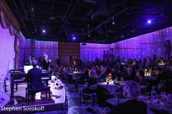 Photos: Hugh Panaro Kicks Off Easter Weekend at The Wick Image