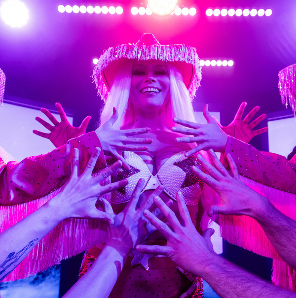 Photos: First Look At Can Can's DOLLY! Premiering In Seattle In May 