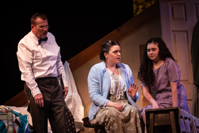 Photos: First look at Gallery Players' THE DIARY OF ANNE FRANK Image