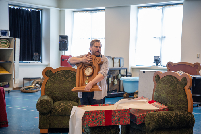 Photos: In Rehearsal for A YEAR WITH FROG AND TOAD At Children's Theatre Company Image