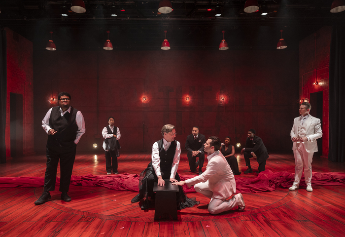 Photos: Court Theatre Presents ROSENCRANTZ AND GUILDENSTERN ARE DEAD Image