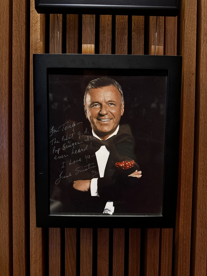 Photos: TONY BENNETT: A LIFE WELL LIVED Exhibition Open Ahead of Auction 