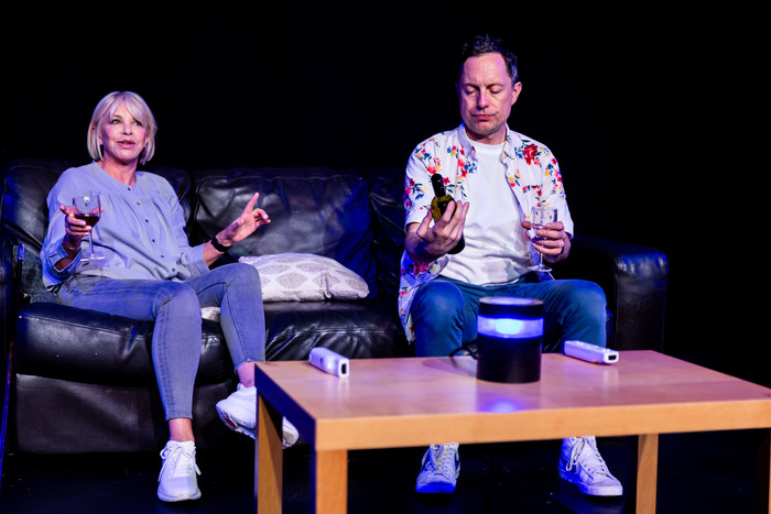 Photos: First Look At ARTIFICIALLY YOURS At Riverside Studios Image